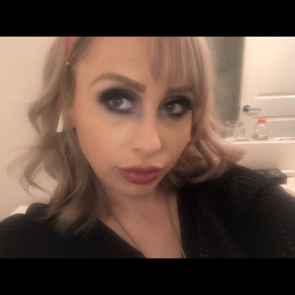 Meet your Posher, Norman - Picture 1 of 8